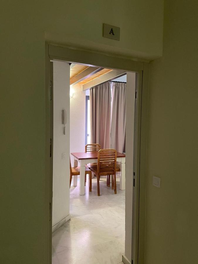 Apartamentos La Casa Del Pozo Santo Sevilha Exterior foto