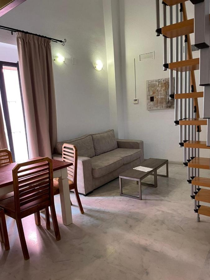 Apartamentos La Casa Del Pozo Santo Sevilha Exterior foto